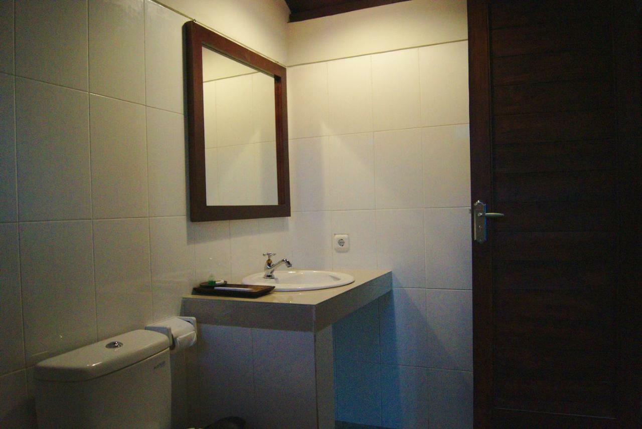 ホテル Ghamed Sari エクステリア 写真